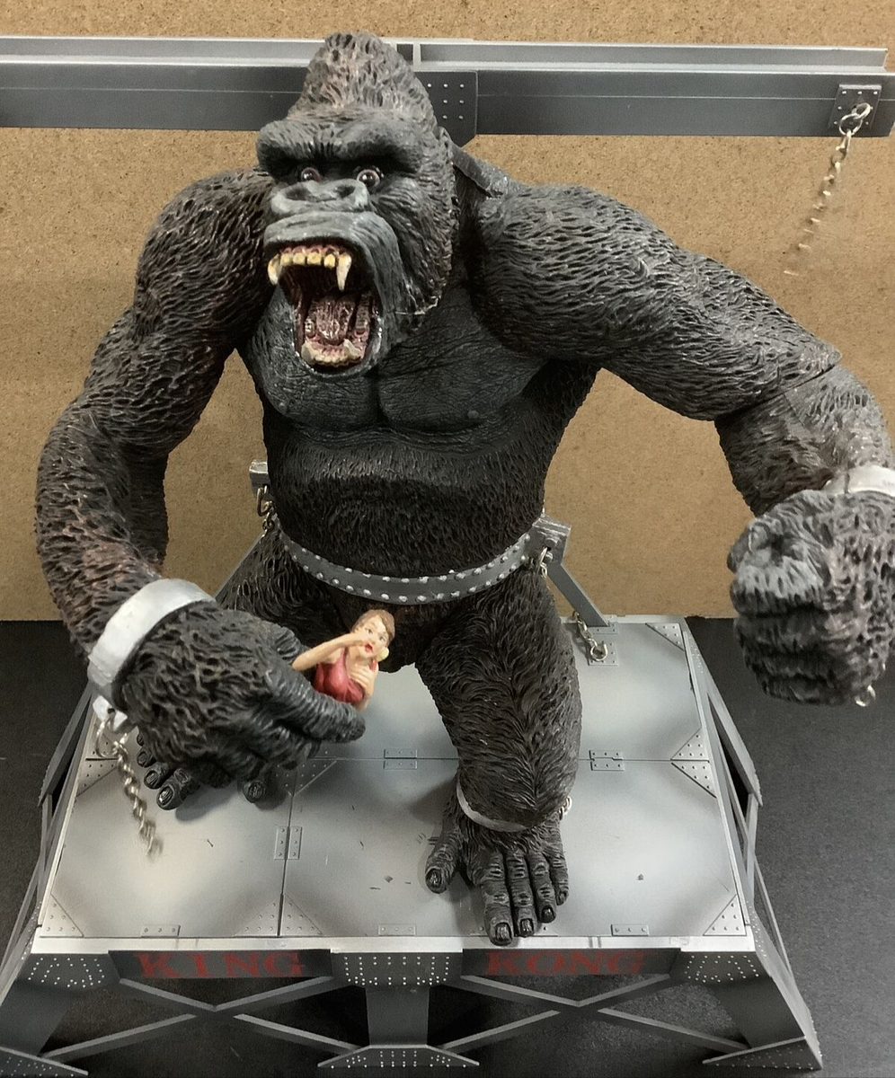 キングコング フィギュア　MOVIE Maniacs3 MCFARLANE TOYS MOVIE MANIACS 3 KING KONG + FAY WRAY DAMSEL