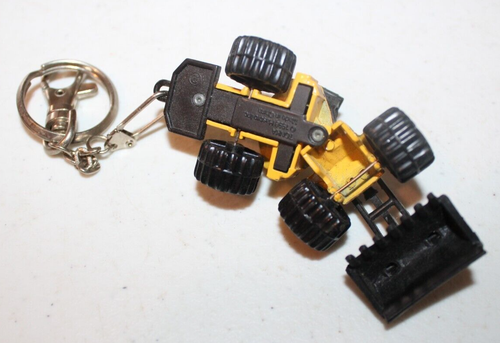 Tonka Wheel Loader Key Chain 1998 Hasbro - Picture 3 of 3