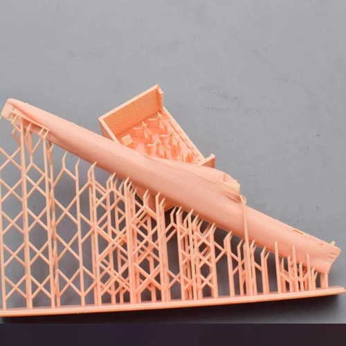 G-173 1/700 Soviet Project 665 Ballistic Missile Submarine Model Kit - Picture 2 of 5