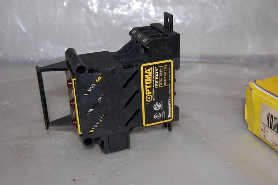 Bussmann FUSE BLOCK OPM-CC - Image 3 of 4
