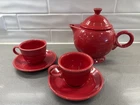 Fiesta Scarlet Red 5 Cup Teapot with bonus cups and saucers