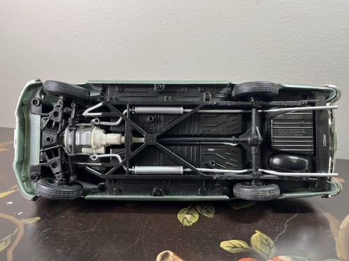 VTG Ertl American Muscle 1951 Chopped Mercury 1/18 Scale Die Cast Mint Green - Picture 9 of 9