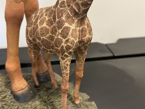 Giraffe Sculpture Feeding Calf Full Bodied African Safari Statue Figurine 20inch - Bild 8 von 23