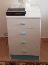 Camera da letto completa di letto, armadio, comodino, libreria, scrivania +sedia