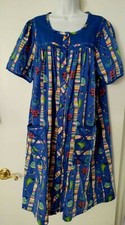 Vintage Smart Time Short Sleeve Snap Front Duster Housecoat Housedress Robe M
