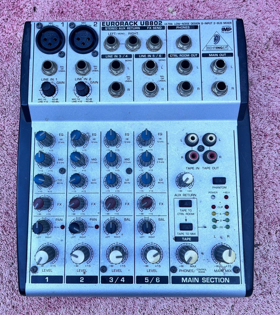 小型ミキサー BEHRINGER EURORACK UB802 s-l400.jpg