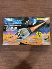 1997 Star Trek Next Generation Phaser Playmates 659798 See Description and Cond
