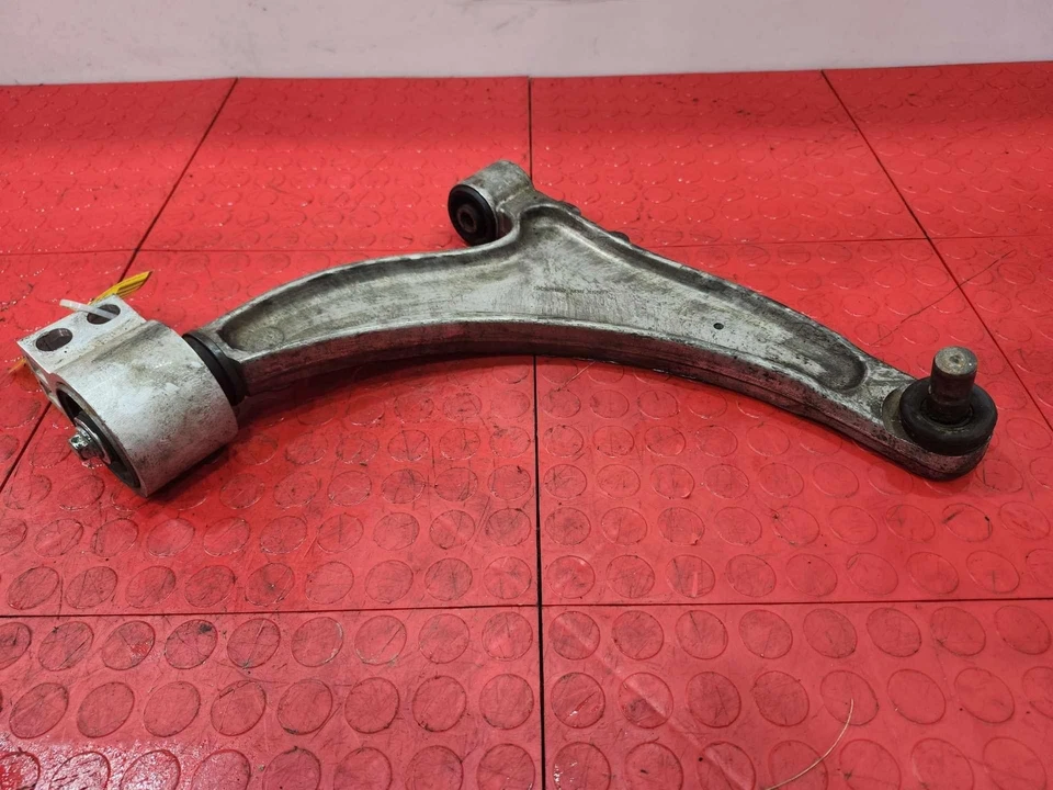Brazo de control inferior delantero GM para lacrosse Regal Malibu lado derecho del pasajero OEM Foto 3 de 4