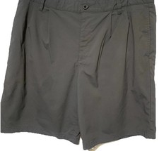 IZOD Golf Men's Gray Pleated Front Chino Shorts Classic Fit Pockets 38"