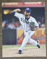 ODRISAMER DESPAIGNE Signed 8x10 San Diego Padres Autographed Photo