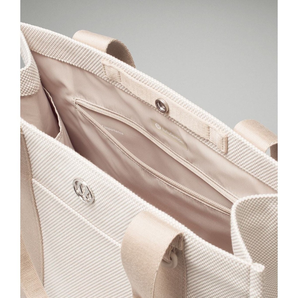 NWT Lululemon Two-Tone Canvas Tote Bag 10L Mojave Tan/Light