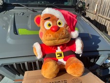 Funko 2023 Five Nights at Freddys Holiday Santa Freddy ENORME Peluche 16” EN MANO