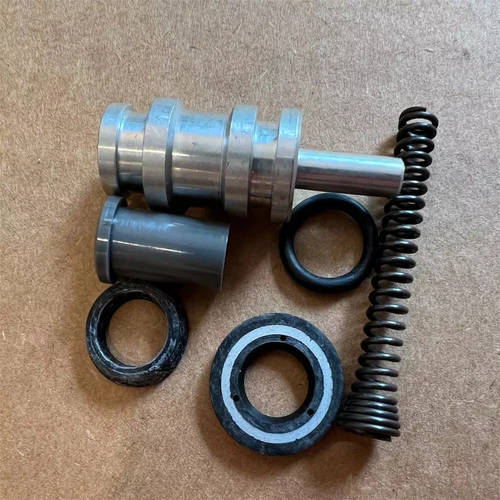 Front Master Cylinder Rebuild Kit 45072-96 for Harley Dual Disc Models 1996-2017 - Picture 9 of 17