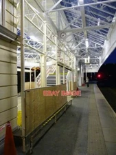 PHOTO  HALIFAX RAILWAY STATION - PLATFORM 1 DURING 2009 NETWORK RAIL UNDERTOOK A
