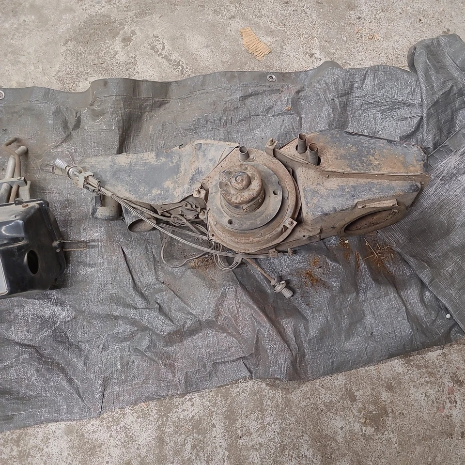 1964 雪佛兰雪佛兰 II Nova Under Dash 空调单元 — 第 3/4 张图片