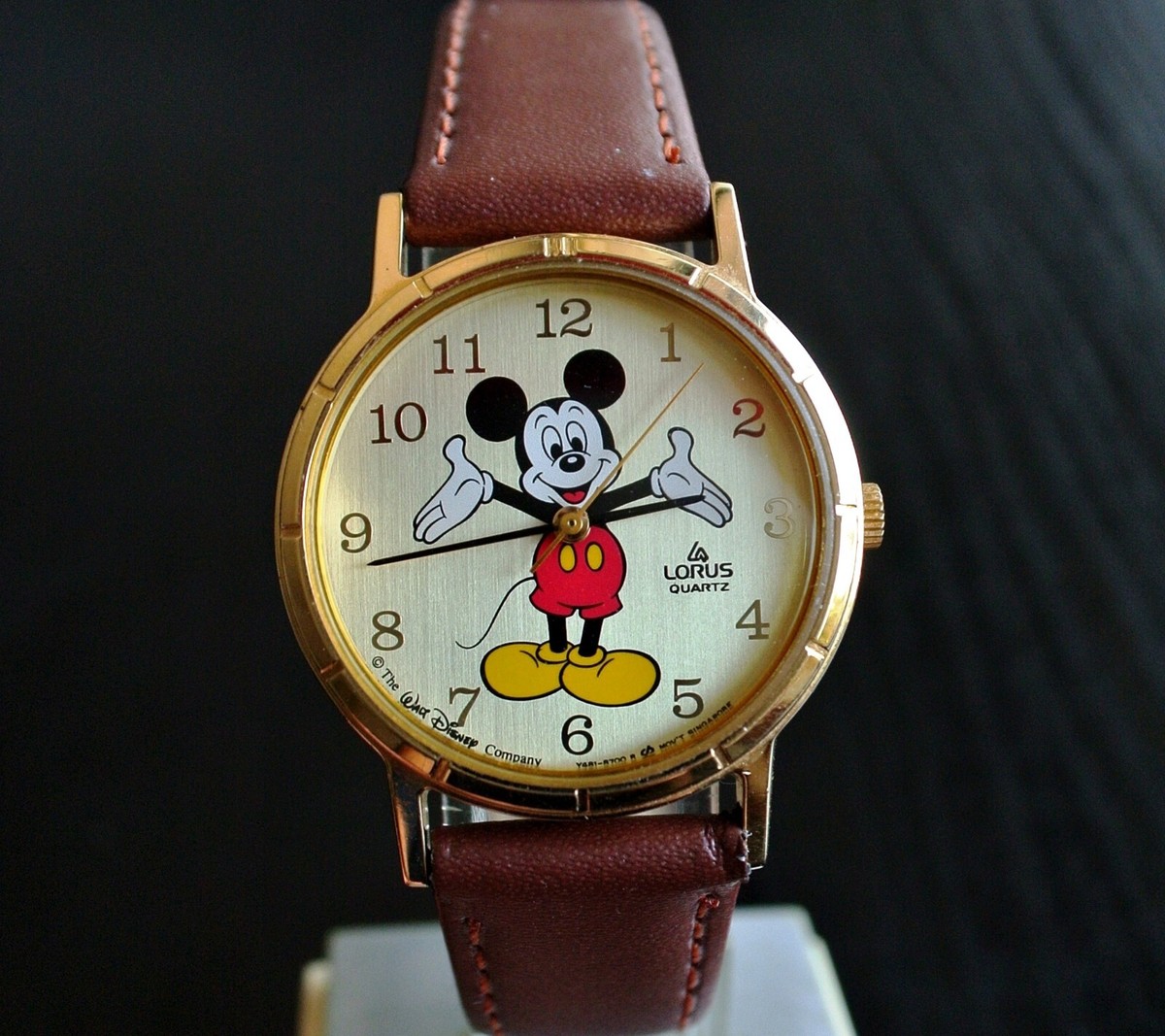 VINTAGE LORUS DISNEY MICKEY MOUSE DIAL CLASSIC QUARTZ MEN'S GOLDEN