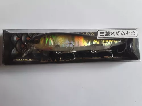 Megabass LATES KAWASUZUKI SP - SEA BASS SPECIAL - NC AYU Colour Lure
