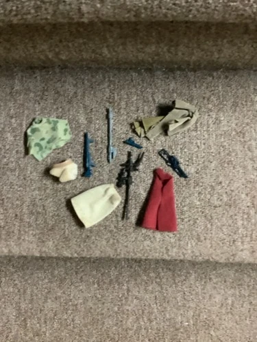 Star Wars Vintage Lot Of 10 Weapons Accessories not repro Endor Royal Guard etc