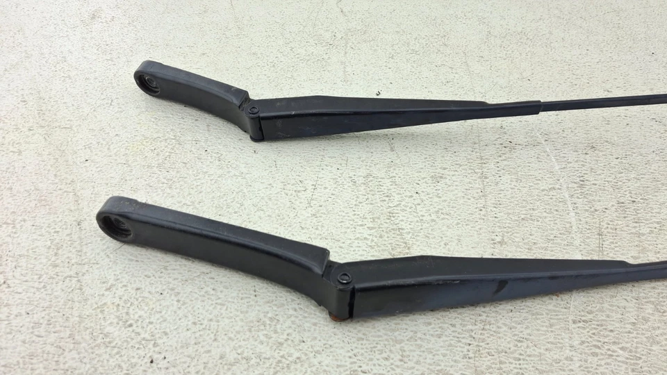 Juego de 2 brazos limpiaparabrisas delanteros OEM para VW Volkswagen Passat 2012-2022 Foto 4 de 4