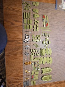 LEGO LEGENDS OF CHIMA: Cragger's Command Ship (70006)