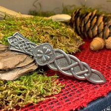 Shamrock Kilt Pin Irish Ireland Celtic Knot Pewter Pin