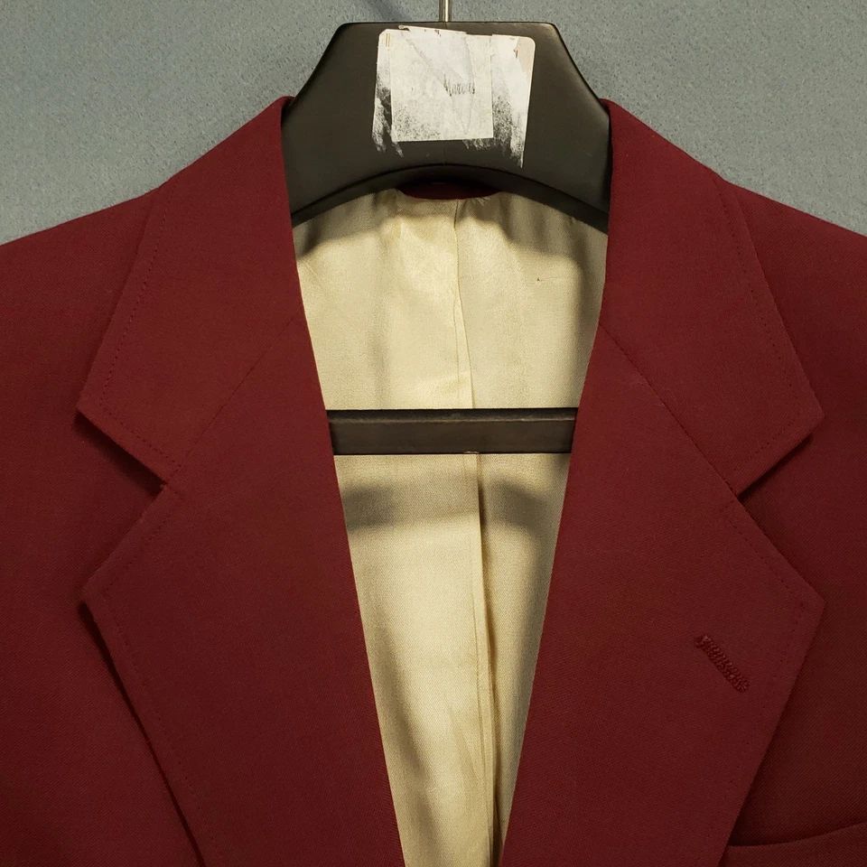 Blazer Hart Schaffner Marx Vintage Masculino 40S Vermelho Dois Botões Logotipo Dourado Botões - Imagem 2 de 4