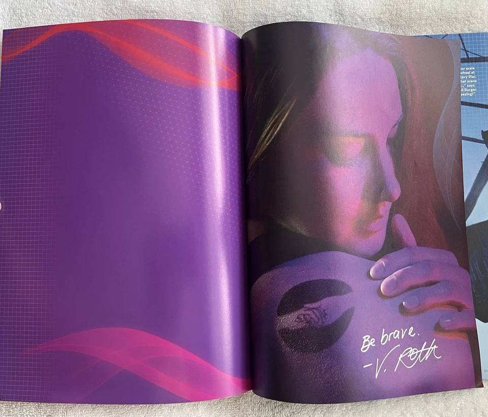 Us Magazine Collector's Edition - The Sexy Stars of Divergent -2014-With Posters - Image 3 of 4