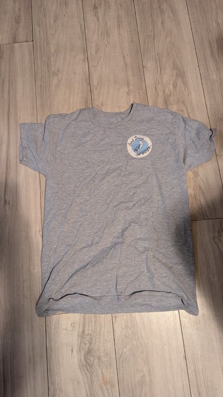 GRAY CAMP SENECA UNSEXES SOLID  T-SHIRT SIZE MED 