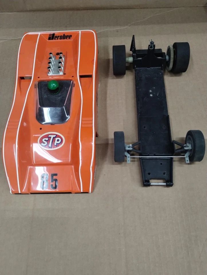 Vintage Jerobee Commando 1/12 Scale Nitro RC Car - Image 3 of 4