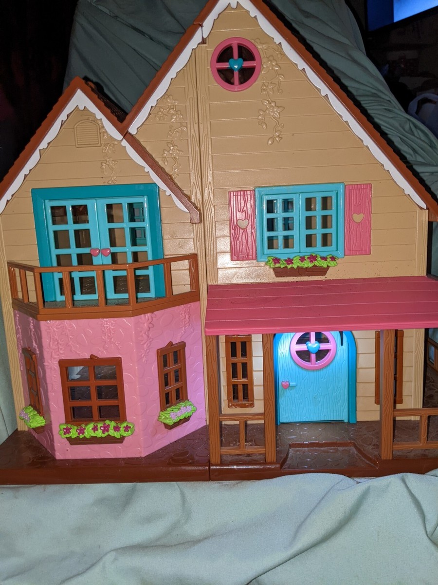 Li'l Woodzeez Honeysuckle Hillside Cottage House Calico Critters
