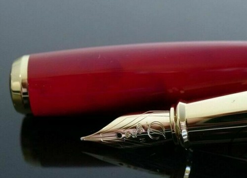 S.T. Dupont Atelier Red Chinese Lacquer Fountain Pen, 410710, New In Box - Picture 4 of 8