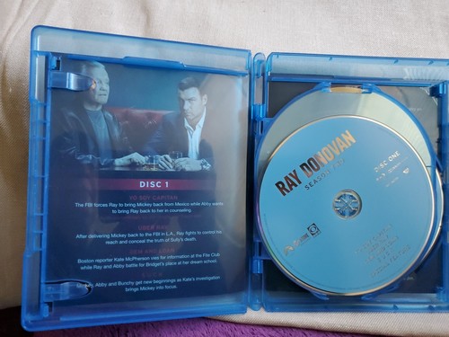 Ray Donovan: Season Two (Blu-ray, 2014) - Picture 2 of 4