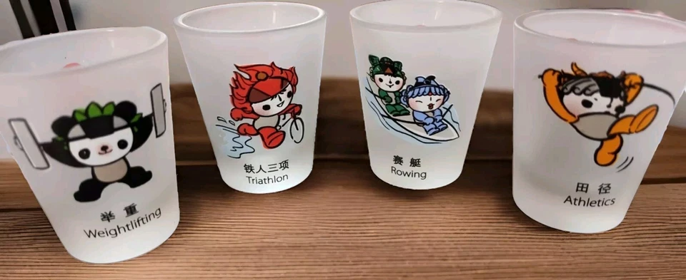 RARO Lote de 11 vasos de chupito esmerilados mascota amistosos anime Juegos Olímpicos de Beijing 2008 Foto 4 de 4