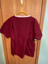Best Medical Scrub Top Maroon Unisex Large with one pocket