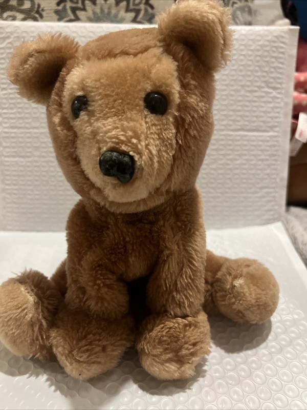 Vintage 1976 R Dakin Golden Bear 9 In Bean Filled Plush Bear Cub Stuffed Toy