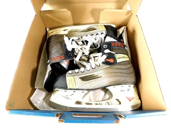 Patines Bauer Vapor 30 2006 Kevyn Adams Carolina Hurricanes usados en juegos Foto 3 de 4