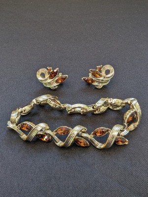 VTG Lisner Bracelet Clip On Earrings Amber Colored Gold Toned Marquis Cut