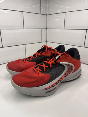 Zoom Freak 4