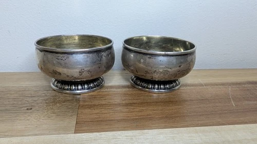 Rogers Lunt Bowlen RLB Pair Sterling Silver Salt Cellars 1104 Not Scrap 1903-35