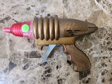 Vintage Mid-Century White SPACE RAZER Ray Gun Space Gun WORKS Toy