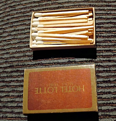 Hotel Lotte Seoul Korea Matchbox w/ Matches - Hotel Lotte Seoul, Korea