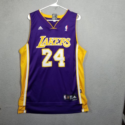 Adidas Los Angeles Lakers Away Kobe Bryant Jersey M Swingman Purple RARE EUC