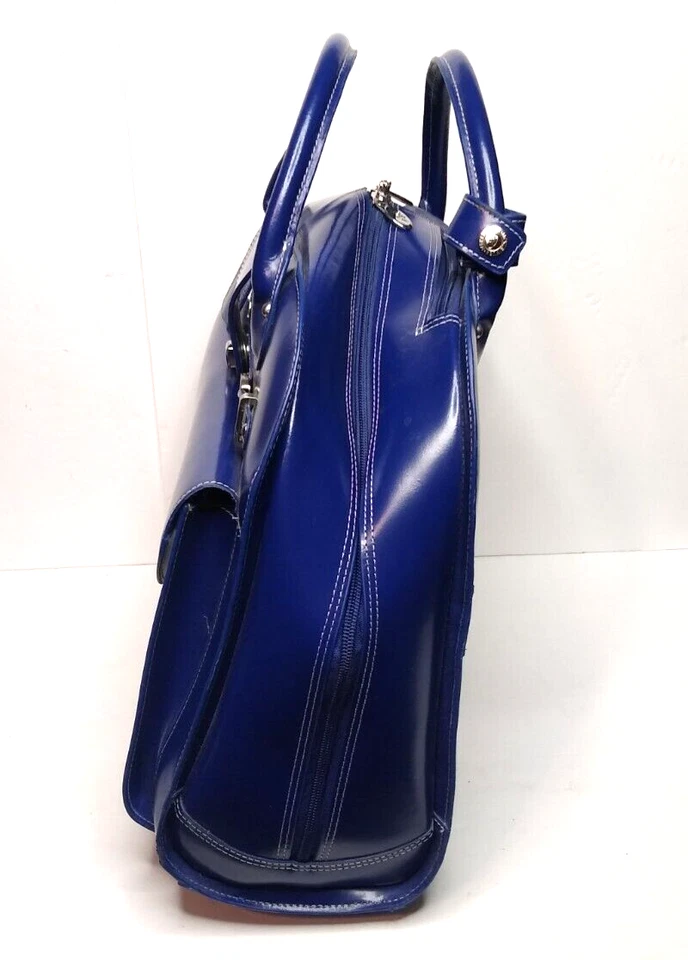 Maletín con ruedas McKlein Edgebrook serie L para computadora portátil de cuero genuino, azul marino Foto 3 de 4