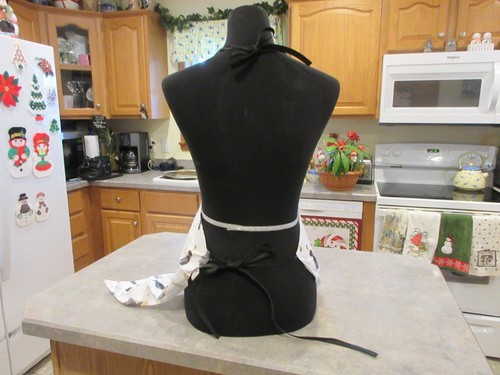Women's Adult Hand-Crafted Apron for Kitchen/Art Work/Gardening~ Simplicity - Picture 5 of 5