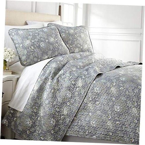 Oversized Queen Quilt Bedding Set, 3Piece, Full / Queen Infinite