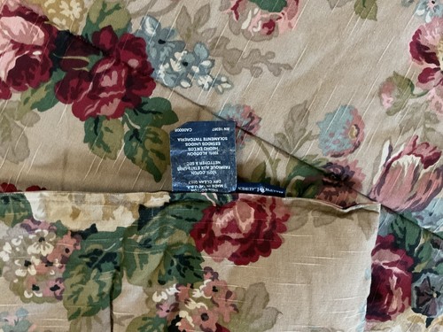 Ralph Lauren “ Pagoda “ Queen Floral Comforter . - Picture 4 of 7