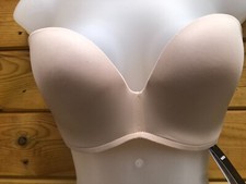 WonderBra W032D Ultimate Strapless Push Up Bra. Beige. 