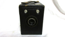 VINTAGE 1930s KODAK POPULAR BROWNIE 620 ROLL FILM BOX CAMERA