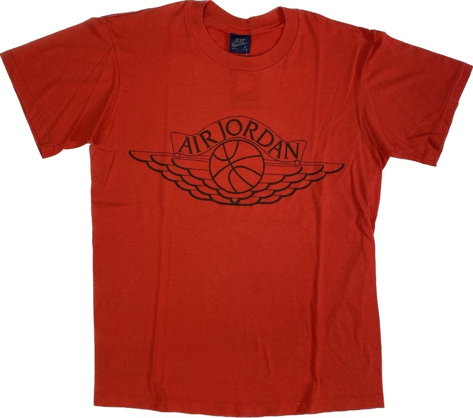 Vintage 80s 1988 NIKE Air Jordan T-Shirt Wings Logo Red Vintage 80s 1988 NIKE Air Jordan T-Shirt Wings Logo Red
