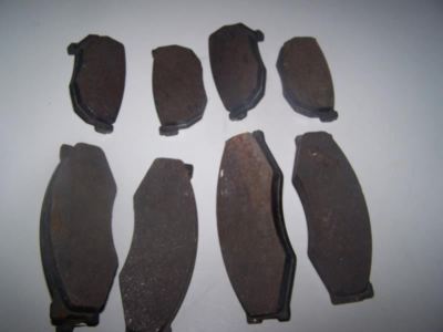 Budd&Joey  ブージートーピード Buddeez 16 QT. Bird Seed Storage Dispenser, Plastic Container with